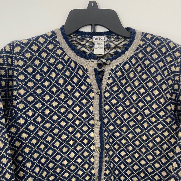Vintage 100% Shetland Wool Blue and Cream Patterned Cardigan - Picture 2 of 11